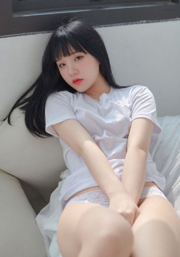 年轻丰满的继牳理伦片中文_超清日韩免费观看
