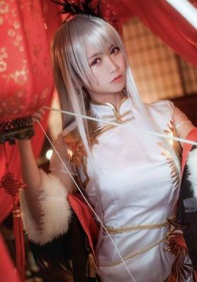 欧美网络神曲西装男_BD在线手机播放